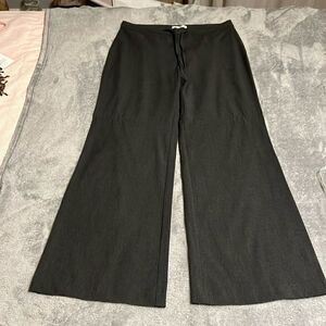 Old Navy Stretch Pant. Gray. Size 10
